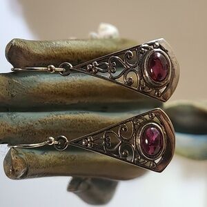 Garnet sterling silver filigree earrings